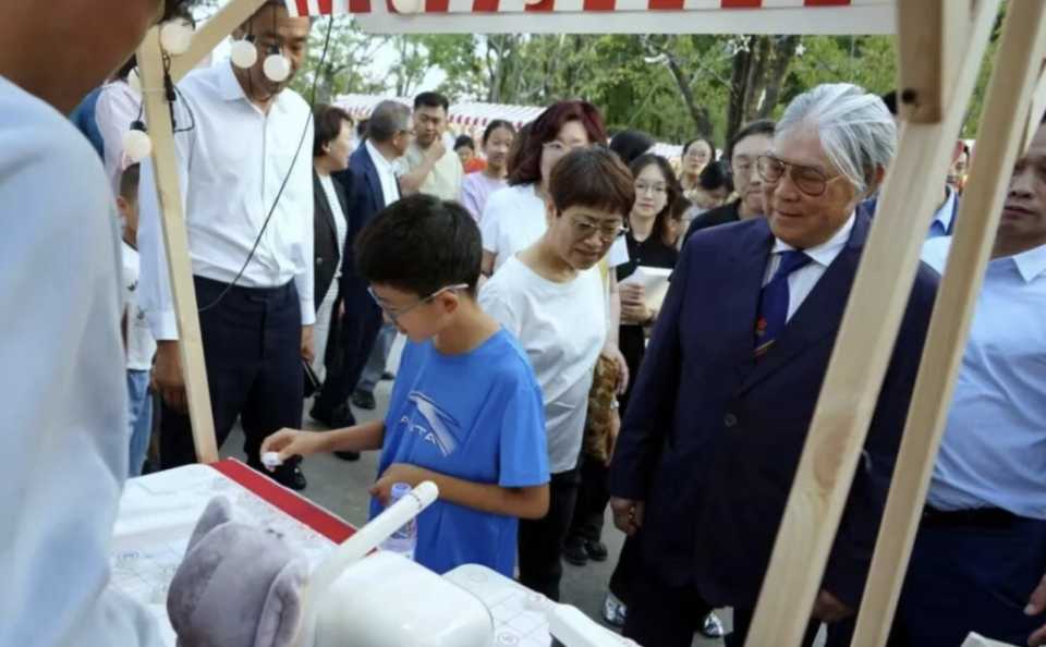 生在第十九, 常深厚的渊, 头衔就有不