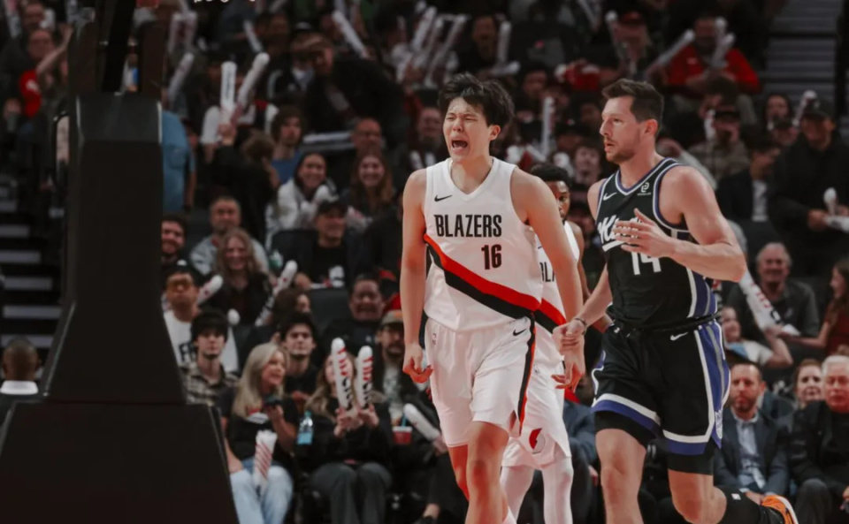 赢的第一轮, Sqd, 上扬轻挑的